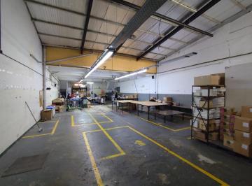 Bodega-Galpón · 620m² · 5 Cocheras · Galpon - Alquiler - Nueva Pompeya