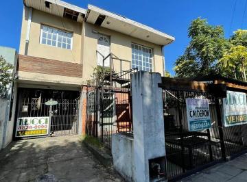 PH · 65m² · 3 Ambientes · PH Para Reciclar Al Frente