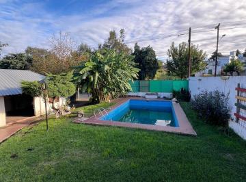 Casa · 176m² · 6 Ambientes · 2 Cocheras · Oportunidad Única Venta Casa en Villa del Lago Carlos Paz