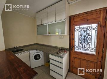 Departamento · 40m² · 3 Ambientes · Depto. Interno de 2 Amb. y 1/2 o 3 Amb. en Buen Estado, en Temperley Este