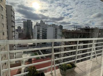 Departamento · 110m² · 5 Ambientes · Departamento en Centro