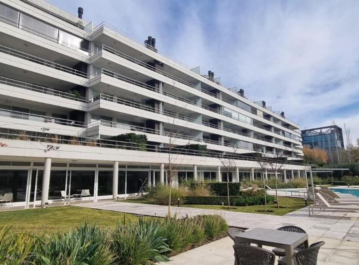 Departamento · 179m² · 4 Ambientes · 2 Cocheras