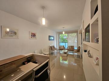 Departamento de 3 ambientes, Belgrano · Excelente Estado con Balcón y Patio (Apto Profesional)