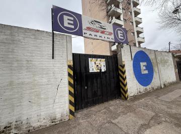 Garage · 591m² · 1 Cochera · Venta Terreno Estacionamiento Acepta Permuta. Monte Grande