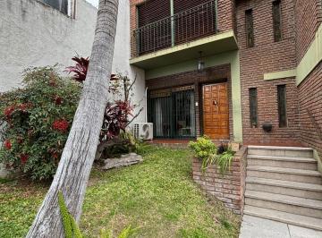 PH · 163m² · 5 Ambientes · 2 Cocheras · PH en Venta Villa Sarmiento 4 Amb