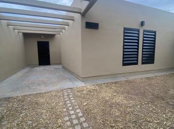 Casa de 2 ambientes, Córdoba · Se Alquila Hermosa Casa!