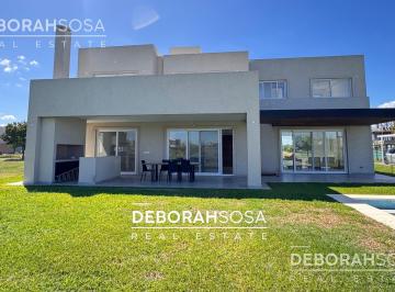 Casa · 256m² · 7 Ambientes · 5 Cocheras · Casa en Venta 7 Ambientes Al Agua - Puertos Barrio Muelles