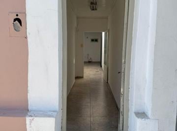 Casa · 40m² · 1 Ambiente · Se Alquila Monoambiente en El Centro de Rqta.