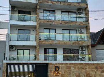 HERMOSO DEPARTAMENTO 3 AMBIENTES CON COCHERA · Hermoso Departamento 3 Ambientes con Cochera