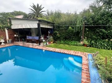 Casa · 134m² · 5 Ambientes · 1 Cochera · Venta - Casa en Bella Vista 4 Ambientes - Apta Crédito