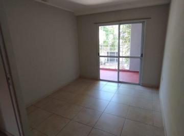 Departamento · 60m² · 3 Ambientes · Alquiler Departamento de 2 Dorm. con Patio