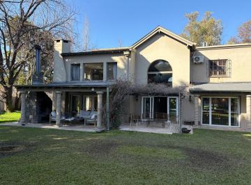 Casa · 502m² · 6 Ambientes · Casa en Increíble Lote en Alquiler Zona de Pacheco