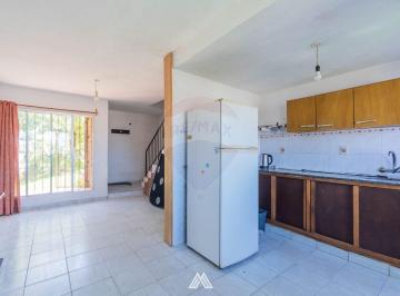 Casa · 58m² · 3 Ambientes · 1 Cochera · Venta Duplex de 2 Dorm. con Patio en Pando