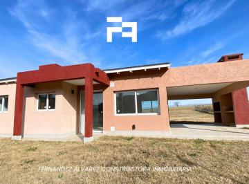 Casa de 6 ambientes, Santa Rosa de Calamuchita · Casa en Barrio Los Milagros