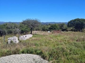 Terreno · 91m² · 1 Ambiente · Venta de Terreno con Construccion Empezada - San Jose de La Quintana. Vista a La Montaña