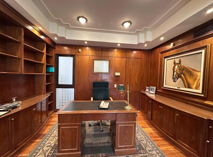 Oficina comercial · 120m² · 2 Cocheras