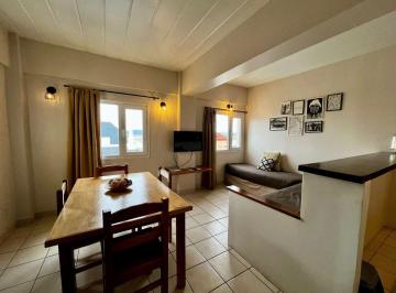 Departamento · 53m² · 2 Ambientes · Se Alquila Depto de un Dorm. 25 de Mayo Al 300