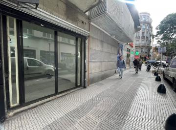 Local comercial · 160m² · Local en Alquiler