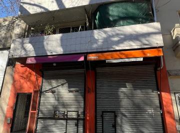 Edificio de 5 ambientes, Flores · Yerbal y Nazca - 2 Locales y 4 Departamentos en Venta Conjunta