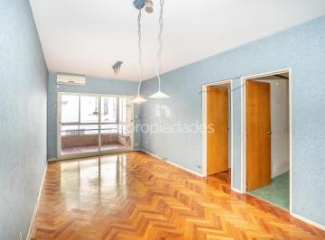 Departamento · 53m² · 3 Ambientes · 3 Ambientes 70 m² con Balcón en Pleno Almagro - Venta