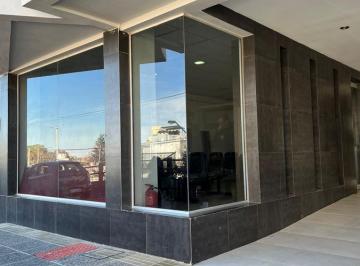 Oficina comercial · 45m² · 2 Ambientes · Alquilo Oficina en Planta Baja - Elordi 755 - Neuquén Capital
