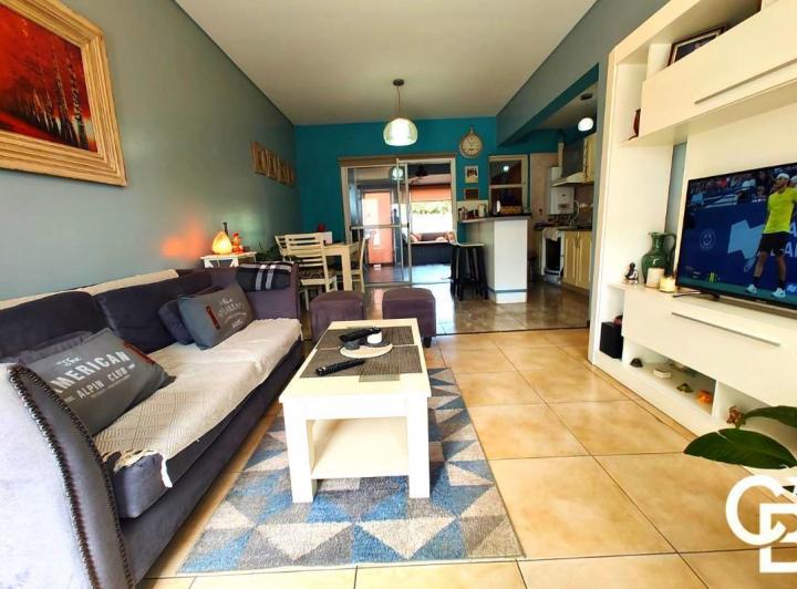 Casa · 100m² · 3 Ambientes · 1 Cochera
