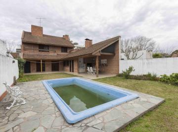 Casa · 330m² · 8 Ambientes · 2 Cocheras · Casa Venta, Jose Marmol