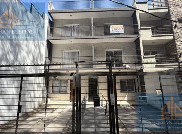 Departamento · 25m² · 1 Ambiente · Venta Departamento Mono Ambiente con Renta en San Justo Centro - Acepta Vehículo