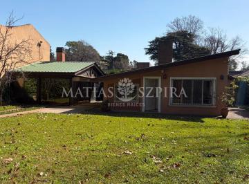 Casa · 140m² · 3 Ambientes · Oportunidad, Corazon Parque Leloir