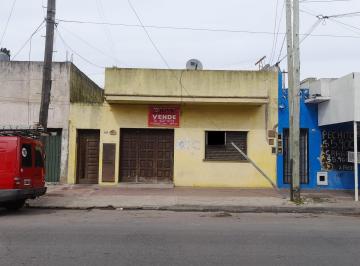 PH · 50m² · 3 Ambientes · 1 Cochera · PH Al Frente 3 Ambientes Garage, Patio y Terraza Lanus Este