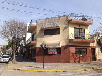 Casa de 4 ambientes, Villa Soldati · Casa en Esquina con Local, Terrazas y Quincho en Venta – Av San Pedrito 2895, Villa Soldati