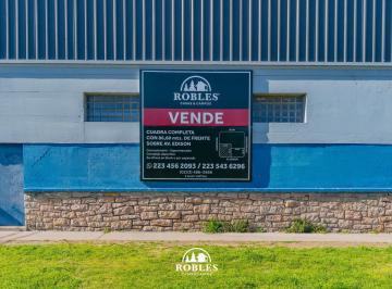 Bodega-Galpón · 2876m² · Importante Propiedad Sobre Av Edison