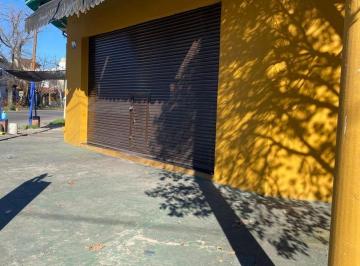 Local comercial · 275m² · 5 Cocheras · Lote con 5 Locales Comerciales y Cocheras