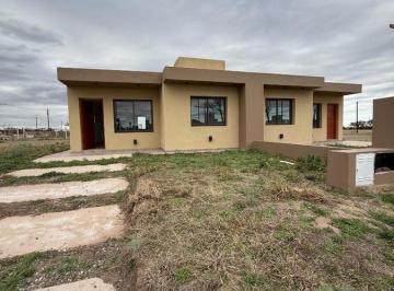 Casa · 180m² · 3 Ambientes · Dos Duplex a Estrenar en Colonia Tirolesa