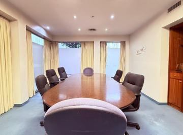 Oficina comercial · 887m² · 4 Cocheras · Oficina/local en Microcentro!