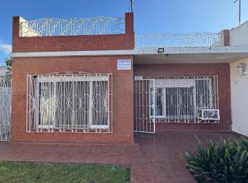 Casa · 120ha · 3 Ambientes · 3 Cocheras · Casa en Venta en José Mármol
