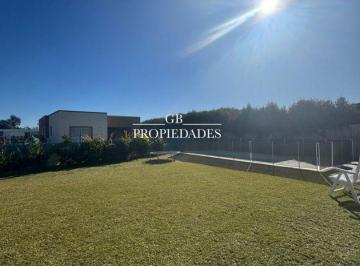GBB-GBB-1471_2 · Venta de Casa 4 Ambientes en San Ramón, Pilar del Este