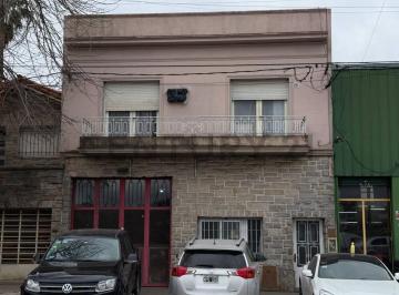 Casa · 368m² · 4 Dormitorios · Venta Casa con Deposito. Calle 31 57 y 58.