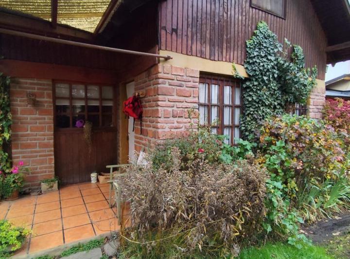 Casa · 100m² · 8 Ambientes