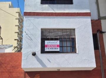 PH · 90m² · 4 Ambientes · 1 Cochera · Departamento PH en Venta en Quilmes, G. B. a. Zona Sur, Argentina