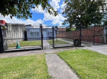 Casa · 98m² · 4 Ambientes · Venta Casa Bosque Alegre