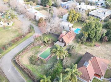Casa · 166m² · 5 Ambientes · Casa en Venta La Codorniz