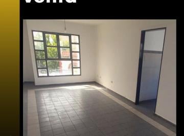 Departamento de 4 ambientes, Córdoba · Vendo Departamento Tres Dorm.