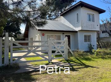 Casa · 100m² · 4 Ambientes · Casa en Veneta en Valeria del Mar