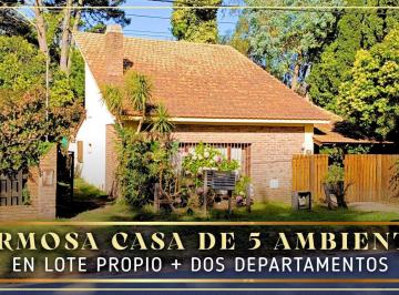 Casa de 5 ambientes, Villa Gesell · Villa Gesell P. 104 E/av 7 y Av 8 Casa 5 Amb + Dos Departamentos Vende