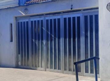 Casa · 329m² · 4 Ambientes · Casa en Triangulo