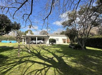 Casa · 105m² · 5 Ambientes · 2 Cocheras · Casa Sobre Fracción de 10000 m². 411 y 138