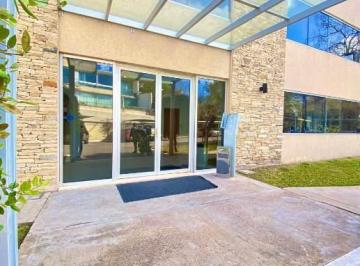 Oficina comercial de 1 ambiente, Ituzaingó · Oficina de 100 m² en Parque Leloir