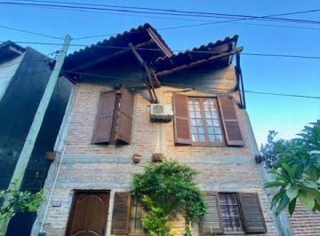 Casa de 5 ambientes, Corrientes · Amplia Casa 4 Dorm.