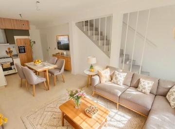 PH · 60m² · 2 Ambientes · Venta PH en Devoto 2 Ambientes con Terraza en Pozo